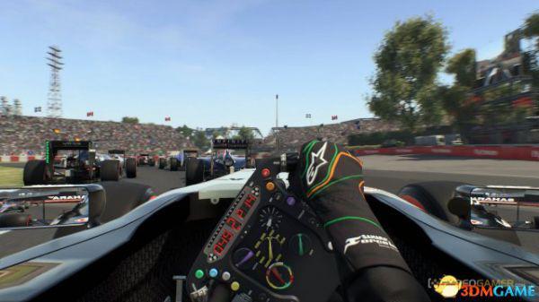 F1 2015 按键操作说明 神技操作制霸整个赛车场