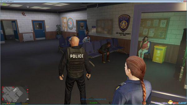 侠盗猎车5GTA5PC版 扮演警察身份抓捕罪犯MOD分享